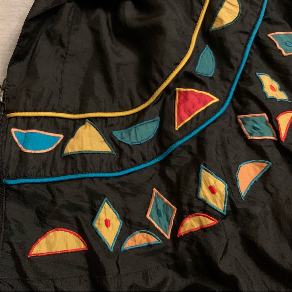 v i n t a g e :: Rad Artsy Vibrant Retro Windbreaker Rain Jacket - Picture 9 of 13